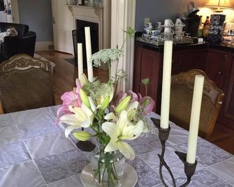 سكوتش هيل إن - اوغونكويت - مطعم