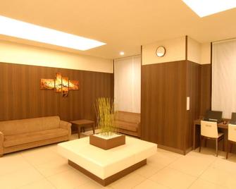 Ab Hotel Mikawa Toyota - Toyota - Living room