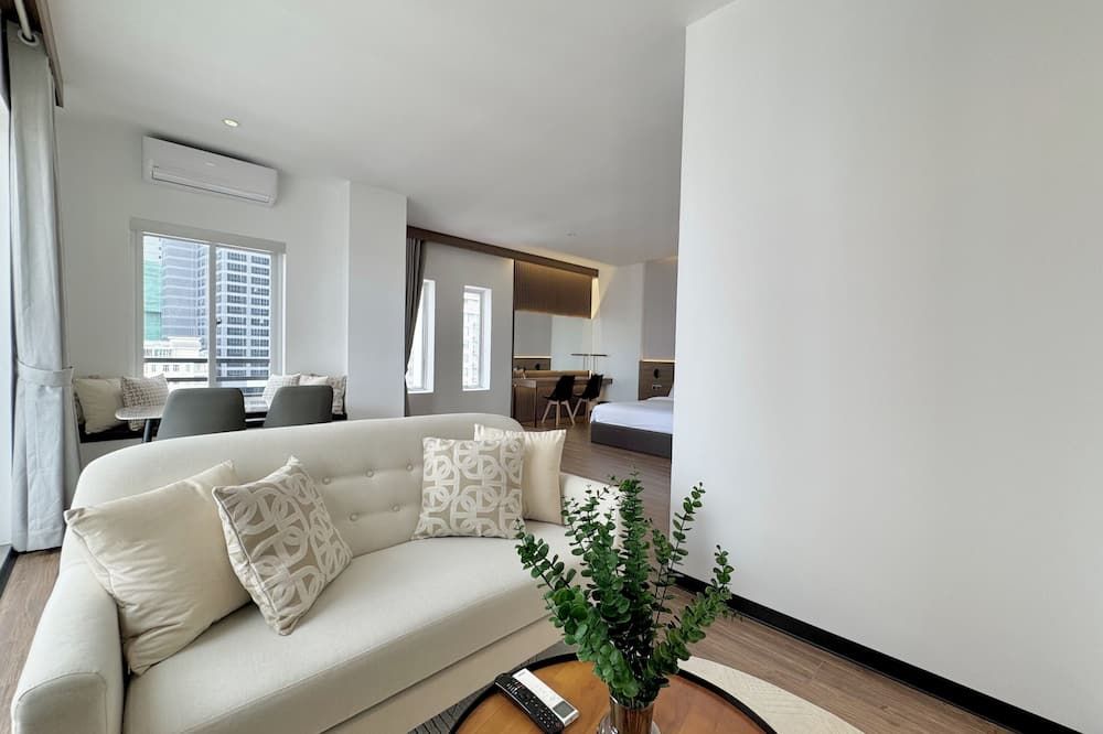 Wh Hotel 310 thumbnail 2