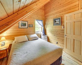 Up Badger Lodge Bnb-Loft Family - Wetmore - Habitación
