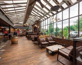 Novotel Cardiff Centre - Cardiff - Lobby