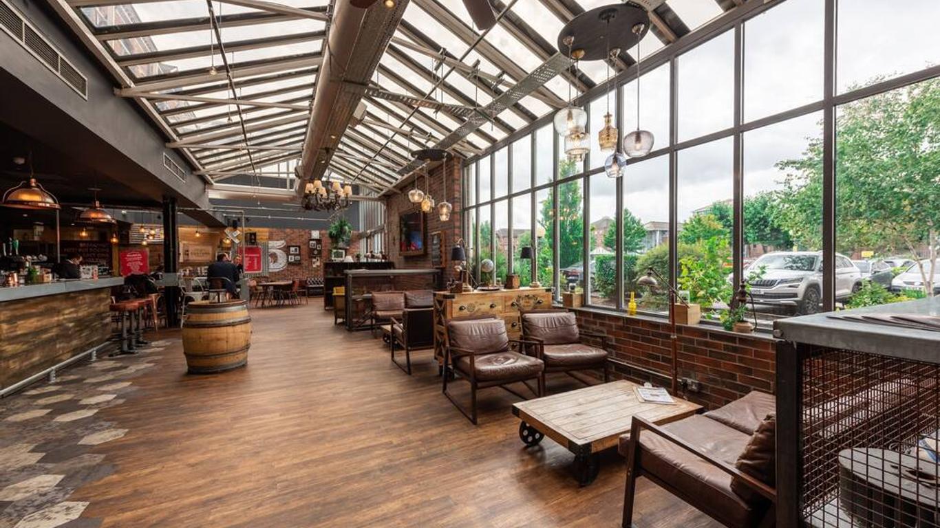 Novotel Cardiff Centre