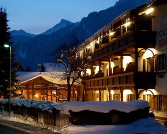 Hotel Krone Tirol - Reutte - Rakennus
