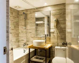 Artch Inn - Luodong Township - Bathroom