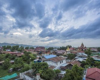Inle Apex Hotel - Nyaungshwe - Vista del exterior