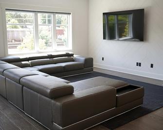 The Perfect Vibe - A Taste Of Elegance - Atlanta - Living room