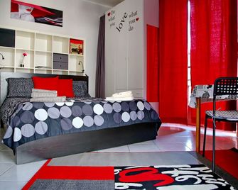 Bnbutler Col Di Lana 1 - Milan - Bedroom