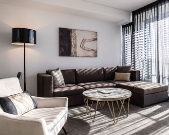 Silkari Suites at Chatswood - Chatswood - Obývací pokoj