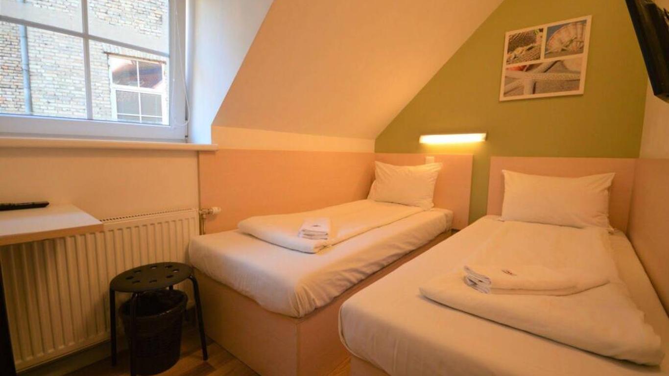 Stay Express Hotel