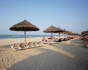RiverTown Hoi An Resort & Spa - Hoi An - Beach