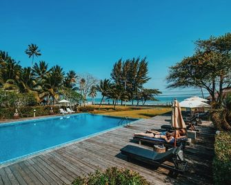 Nana Beach Hotel & Resort - Chumphon - Pool
