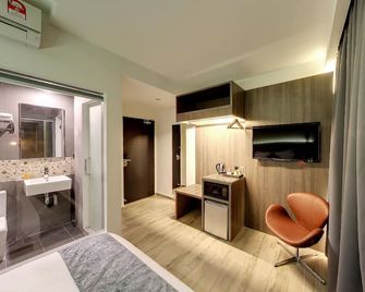 Flora by Crossroads Hotel - Kuala Lumpur