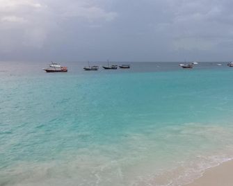 Sandies Baobab Beach Zanzibar - Nungwi - Strand