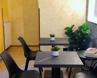 Funny Palace Hostel - Roma - Sala de jantar