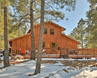 Flagstaff Cabin on 5 Acres with Fireplace and Fire Pit - Flagstaff - Building