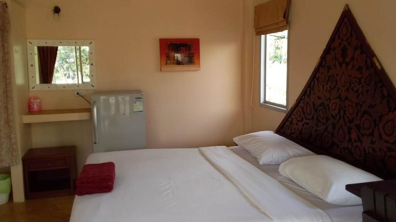 Jinta Beach Bungalow
