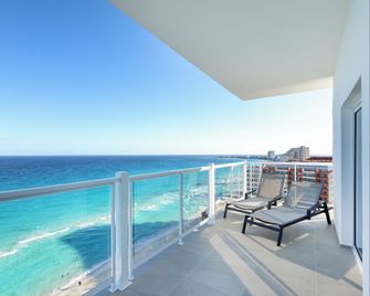 Hotel Riu Ventura - Cancún - Parveke