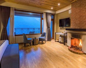 ألباين فيليدج ريزورت - جانجتوك - غرفة معيشة