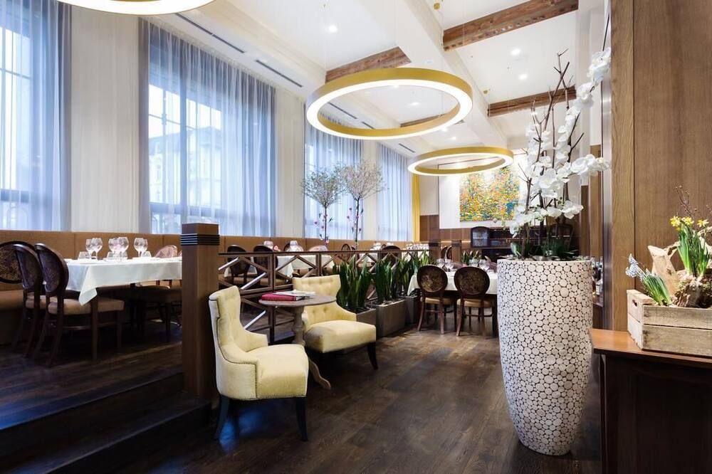 Grandezza Hotel Luxury Palace - ברנו - מסעדה