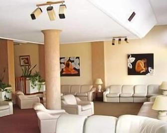 Hotel Morales - San Clemente del Tuyú - Sala de estar