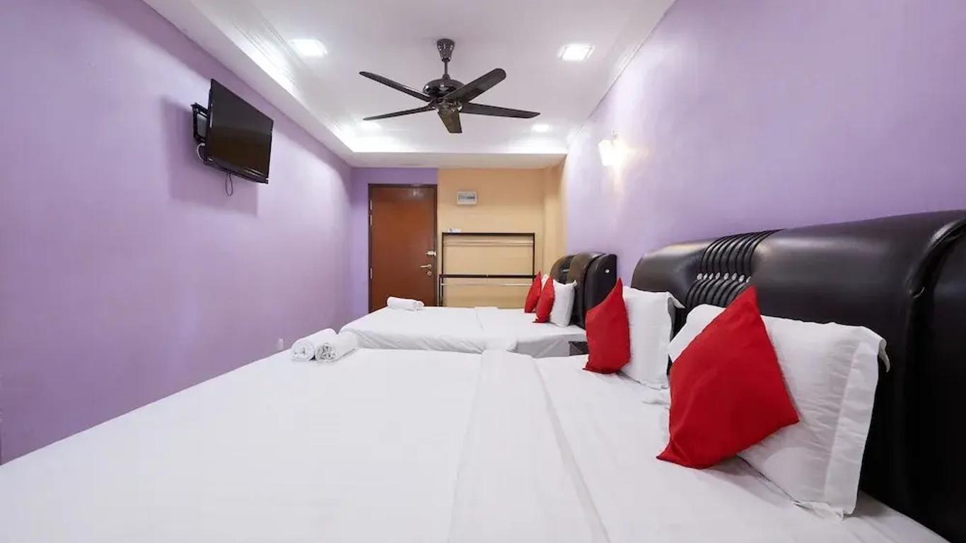 OYO 714 Arina Hotel