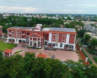 Zodiac Zen - Latur - Building
