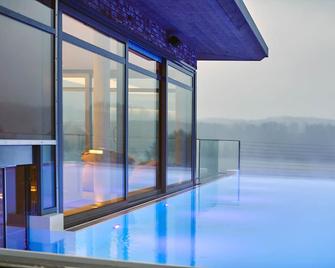Hotel Seegarten - Sundern - Pool