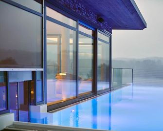 Hotel Seegarten - Sundern - Pool