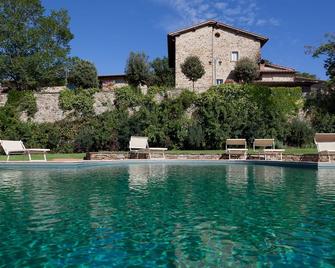 Agriturismo La Casetta Delle Erbe - Bibbiena - Piscina