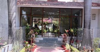 Naturoville Ayurvedic And Yoga Retreat, Rishikesh - Rishikesh - Restaurante