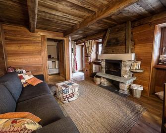 Locanda4 - Valtournenche - Sala de estar