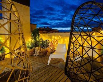 Hotel Sancho Abarca - Huesca - Patio