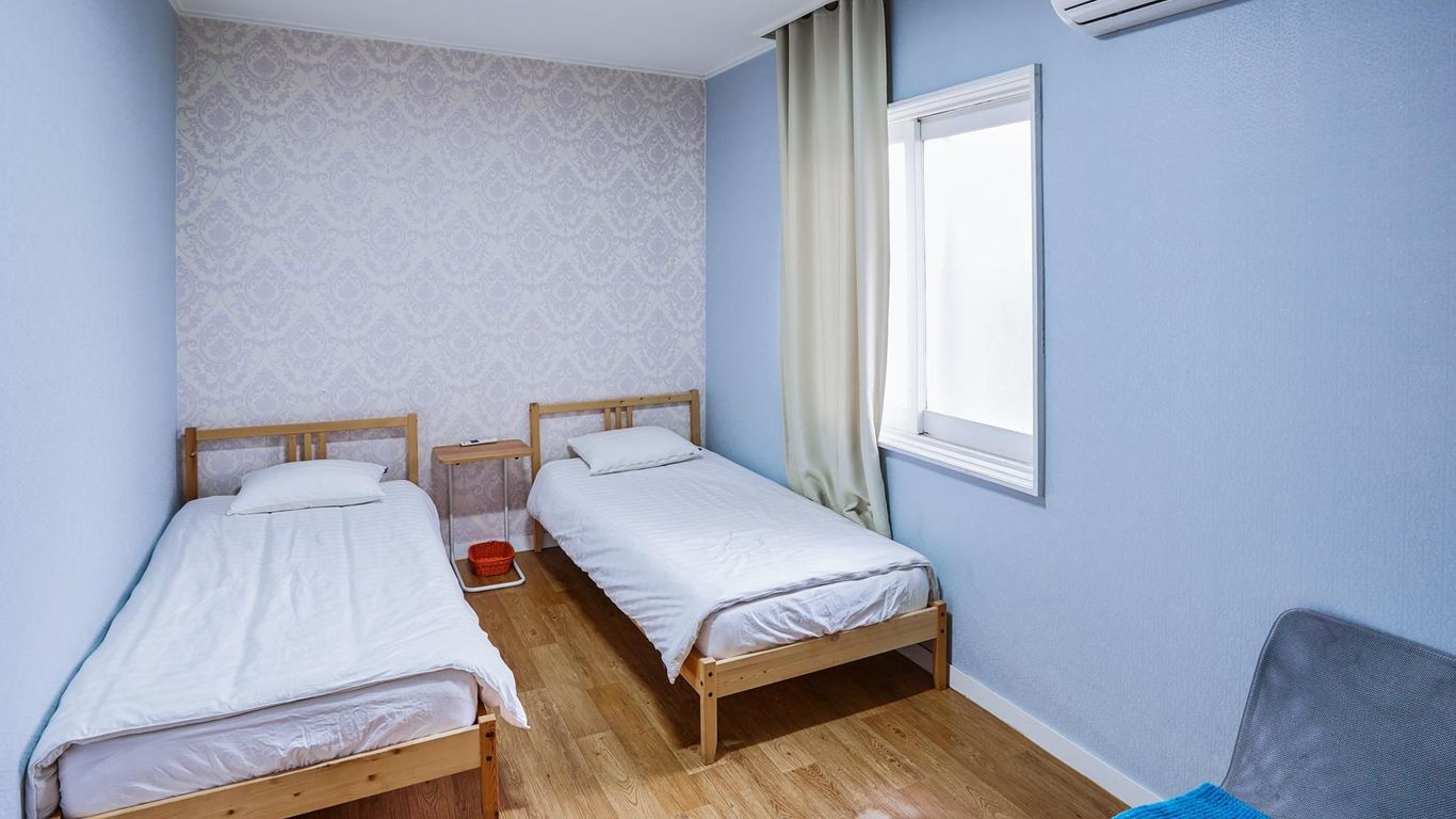 24 Guesthouse Gangnam Center