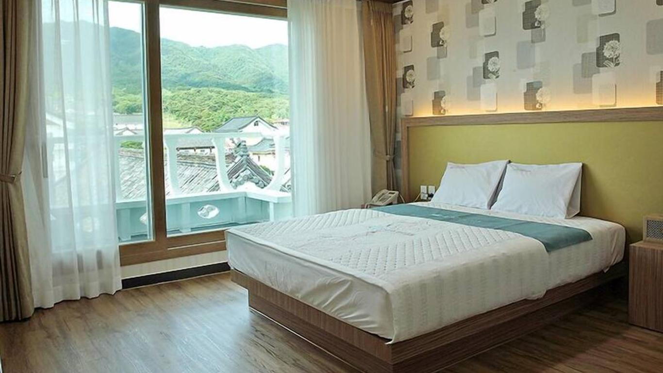 Arisu Gyeongju Hotel
