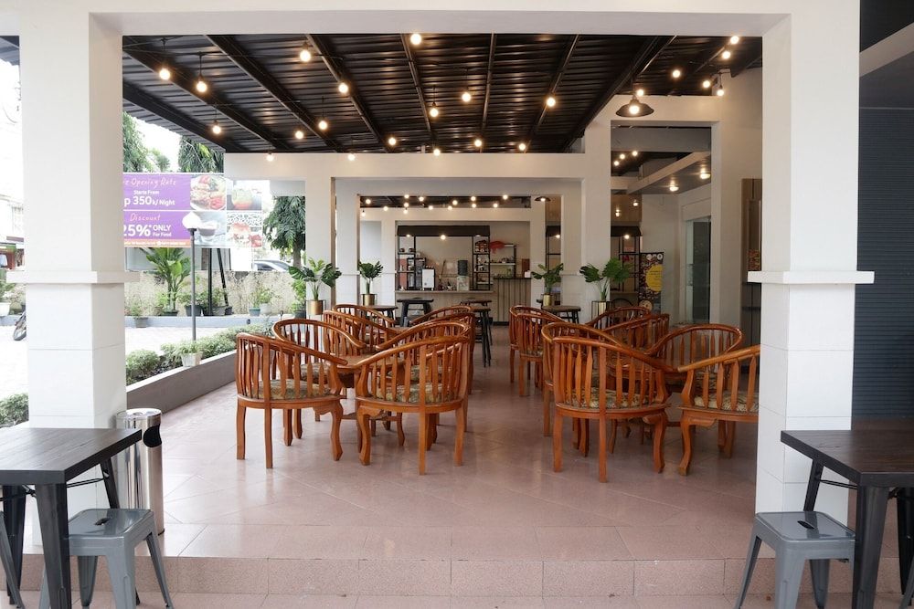 Plum Hotel Lading Banda Aceh - בנדה אקה - מסעדה