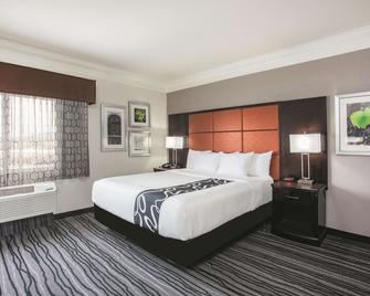 La Quinta Inn & Suites by Wyndham Dublin Pleasanton - Dublin - Bedroom