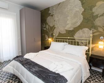 Malu Suites - Messina - Habitación