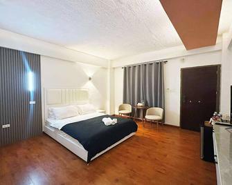 At The Pad Hotel And Resort - Angeles City - Habitación