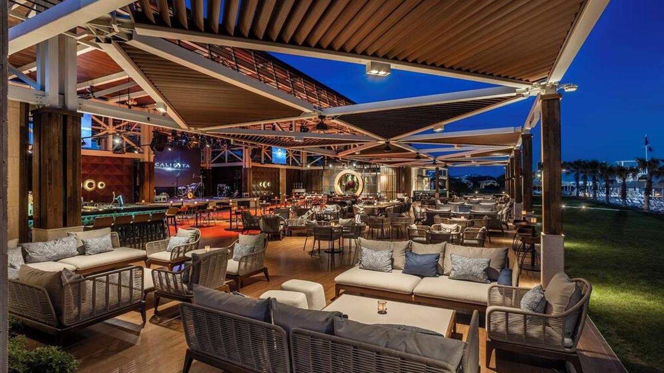 Calista Luxury Resort