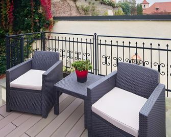 The Golden Wheel Hotel - Praha - Balkong