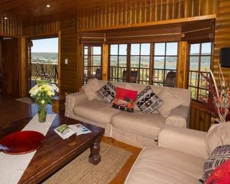 Big Tree House Lodge - Knysna - Wohnzimmer