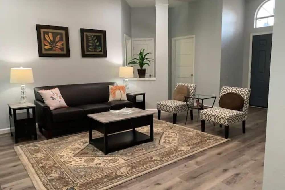 Austin Home - אוסטין - סלון