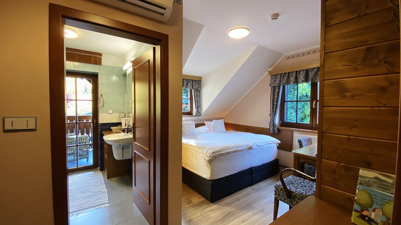 هوتل نا دوليني