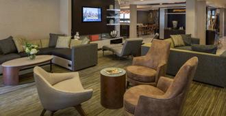 Courtyard by Marriott Anchorage Airport - Anchorage - Area lounge