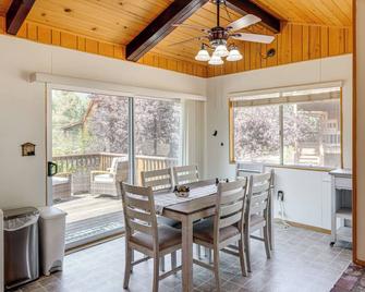 Mountain-View Haven with Deck in Pine Mountain Club - Frazier Park