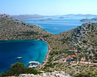 Apartment In Zaton (Zadar) With Air Cond - Zaton - Strand