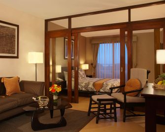Hotel Kimberly Tagaytay - Tagaytay - Stue