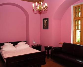 Klasztor Cedynia Hotel i Restauracja - Cedynia - Sypialnia