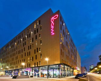 موكسي فرانكفورت إيست - فرانكفورت ام ماين - مبنى