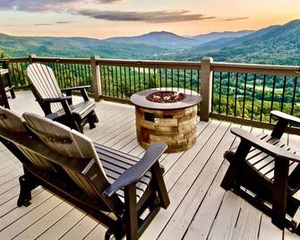 Voted \'Best Views\' - High Demand Area! - Surrounded By Pisgah National Forest! - Marion - Balkon